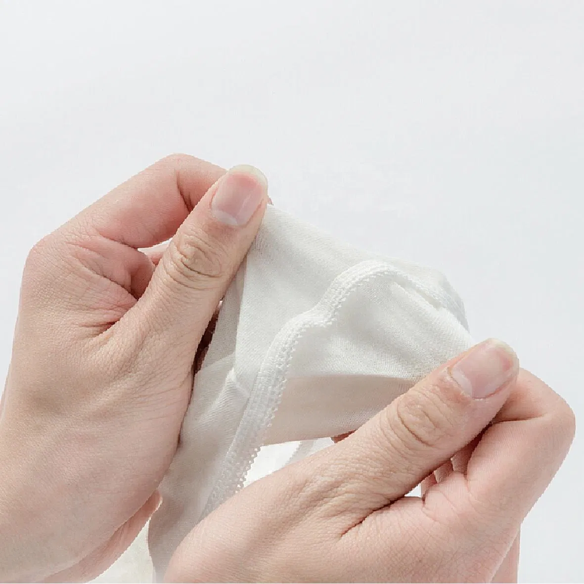 Eco-Friendly Women's Disposable Underwear - Soft, Breathable Comfort