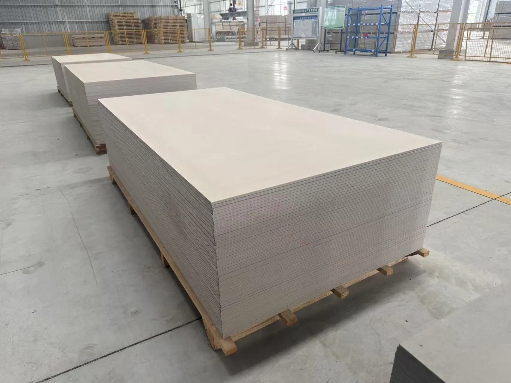 Refractory 6mm 12mm Heat Insulation Green Material Wall Siding Slab Floor Magnesium Oxide Deck Plate Calcium Silicate Panel Ceiling Sheet Cement Fiber Board