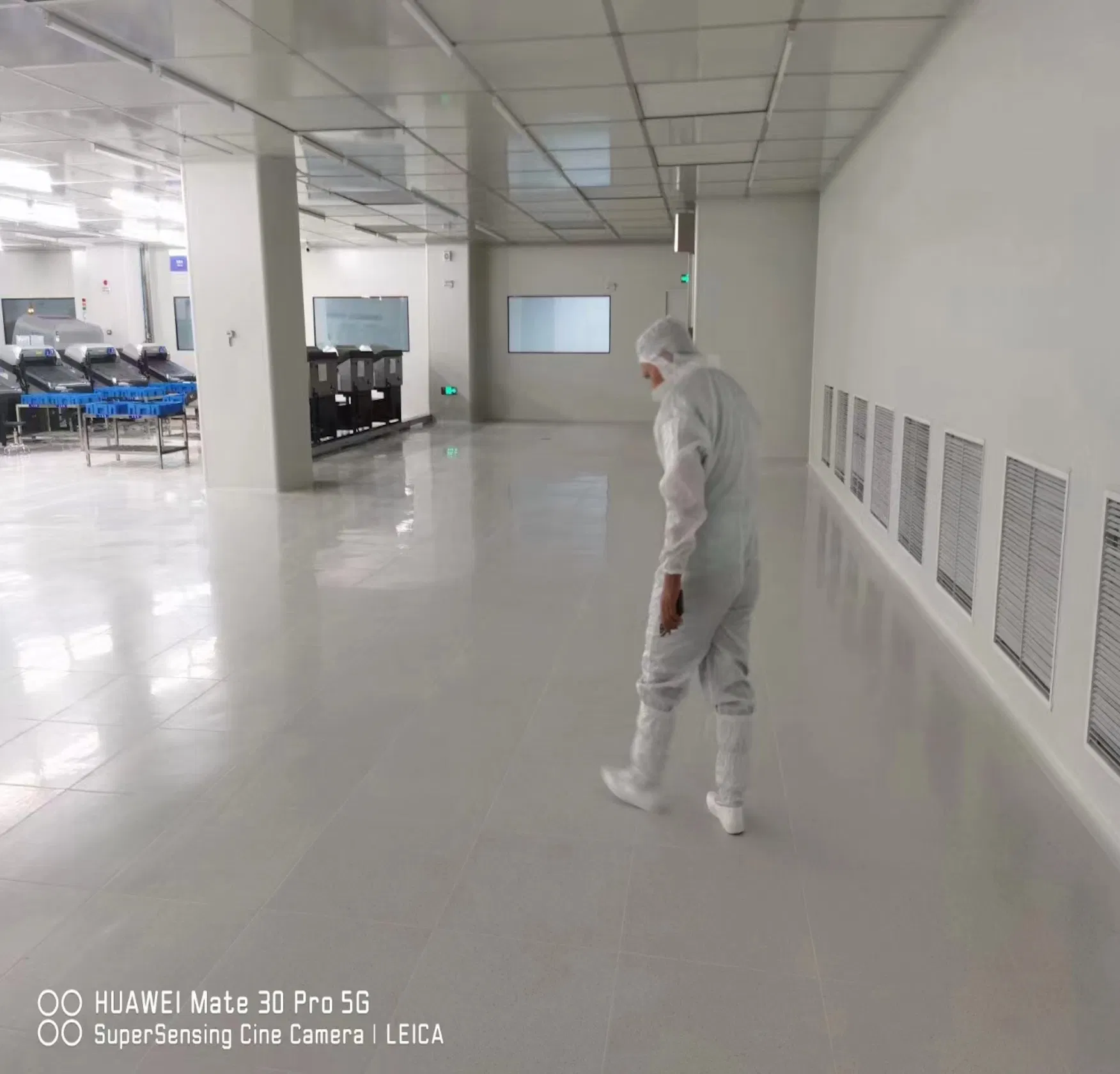 Электростатические ПВХ плитки, 610x610 мм