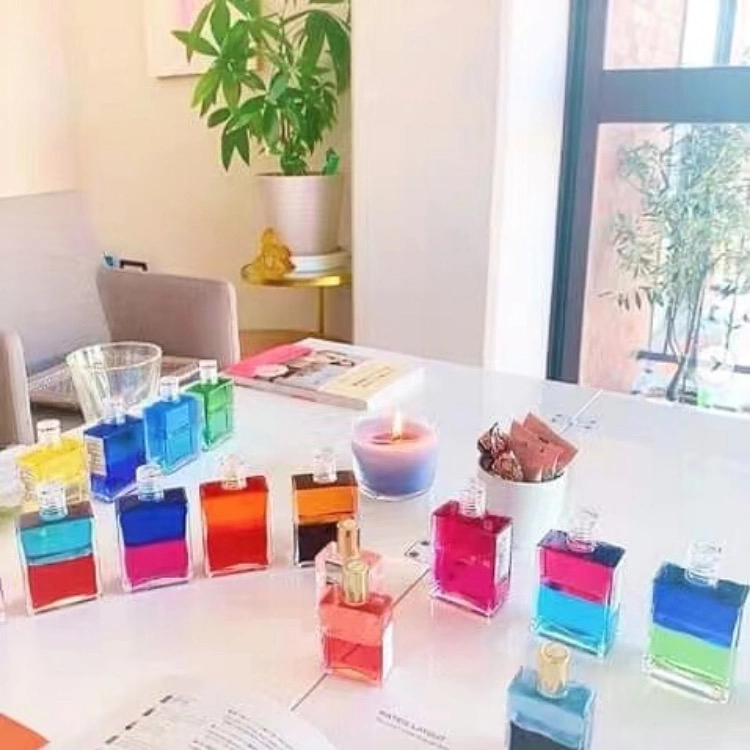 Body Balance Massage with Colored Essential Oils OEM