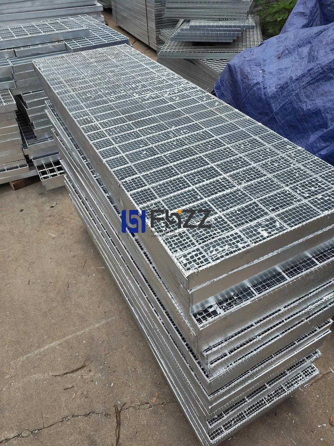 Hot Dipped Galvanized Steel Gratings with Densified Mesh Overlay for Drain Covers
