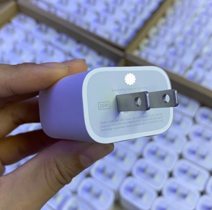 20W Pd USB Type C Original Quick Charger Adapter for iPhone 12 Fast Pd Charger Port EU Us Au