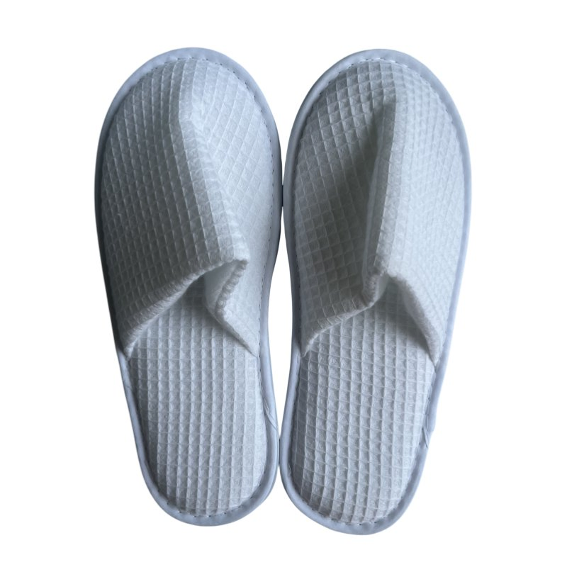 Customized Logo and Comfortable Hotel Slippers Thick Antislip Sole