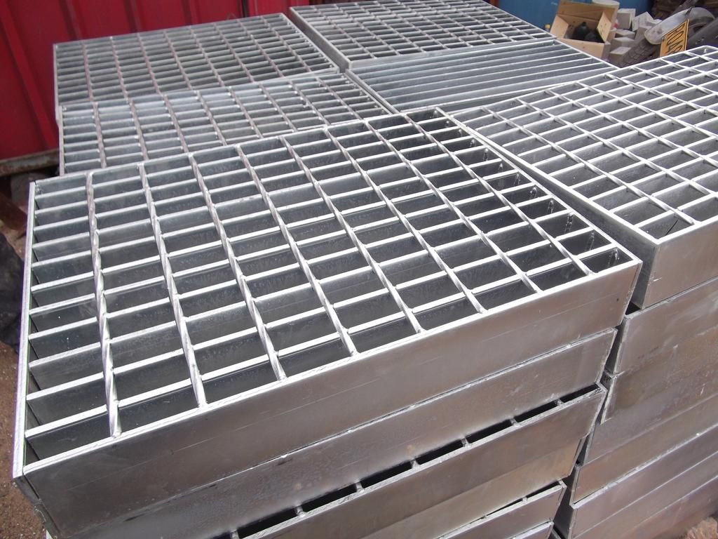 Stainless Steel Grating with Passivation Treatment and CE Certified Grating