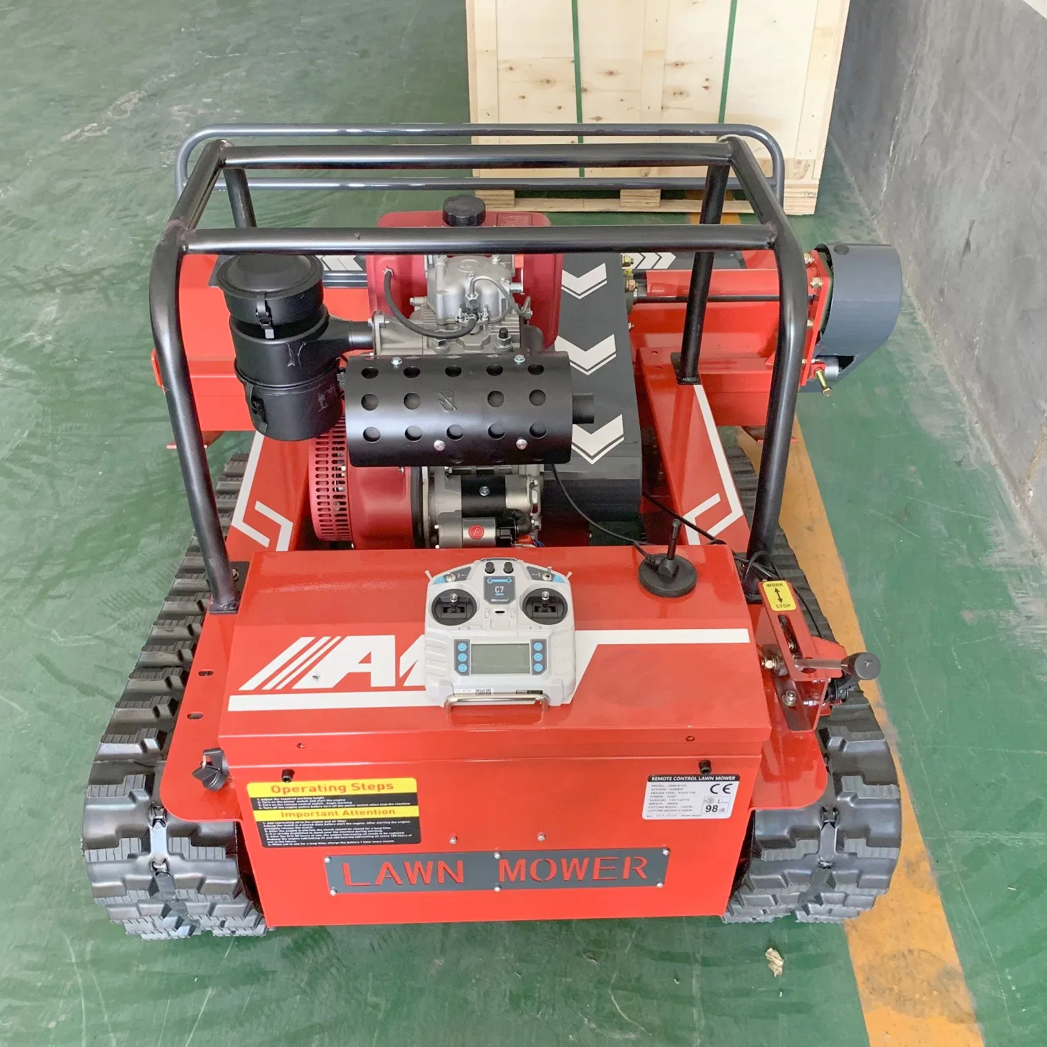 Робот-газонокосилка с дистанционным управлением MK