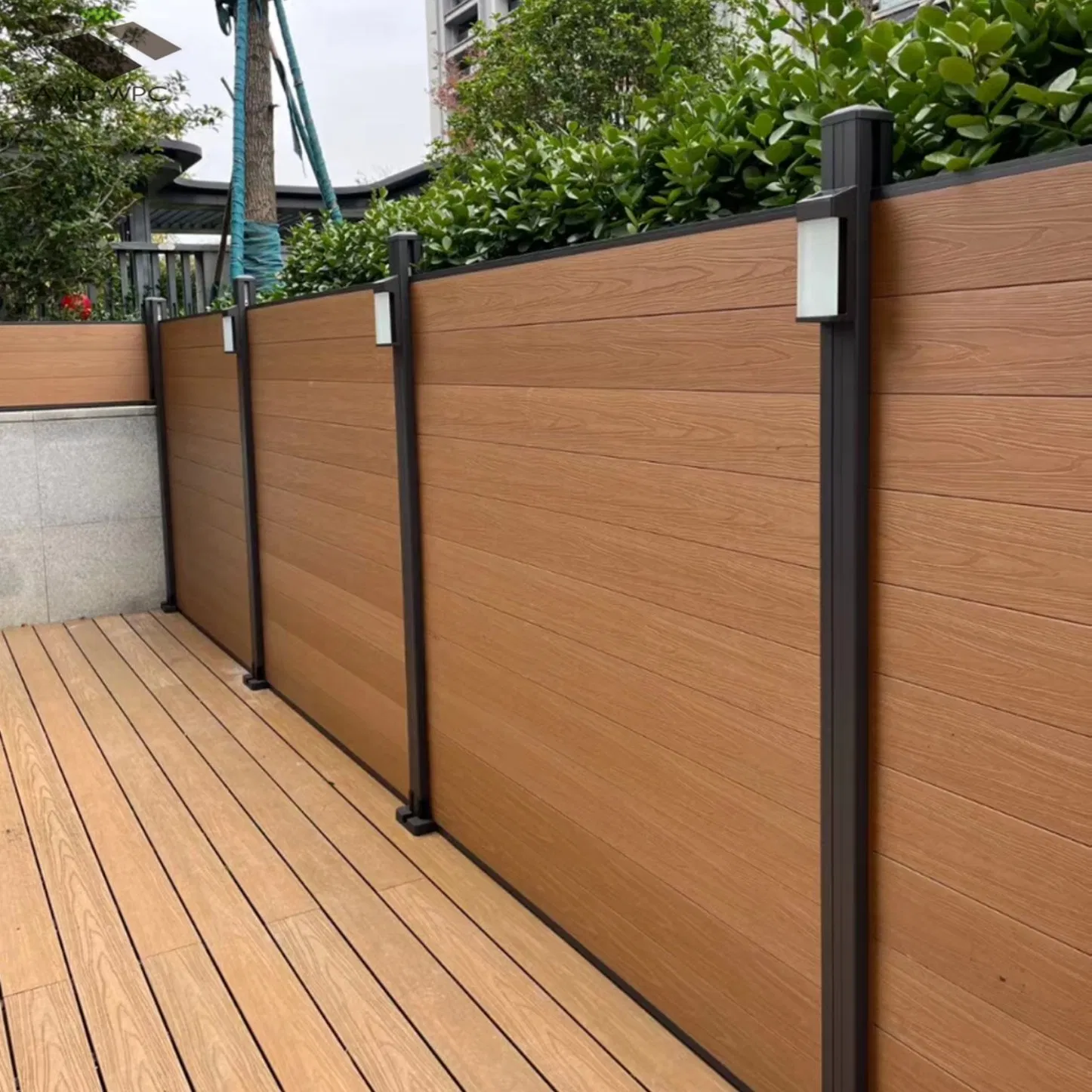 Avid WPC Manufacturer Wholesale Wood Plastic Composite Fencing Garden Board Privacy WPC Fence