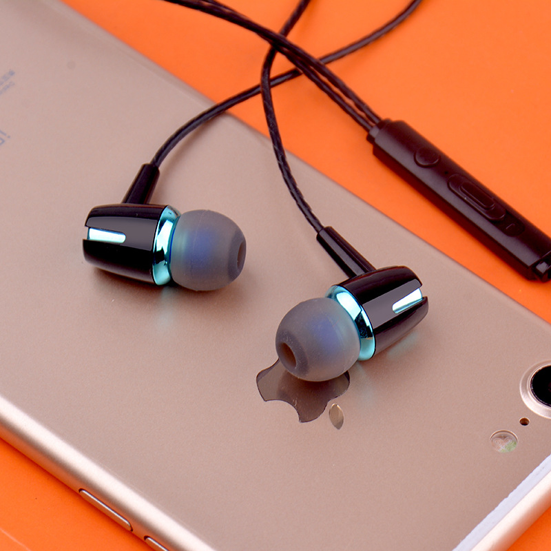 Superior Quality Wired Earphones with Enhanced Sound Clarity