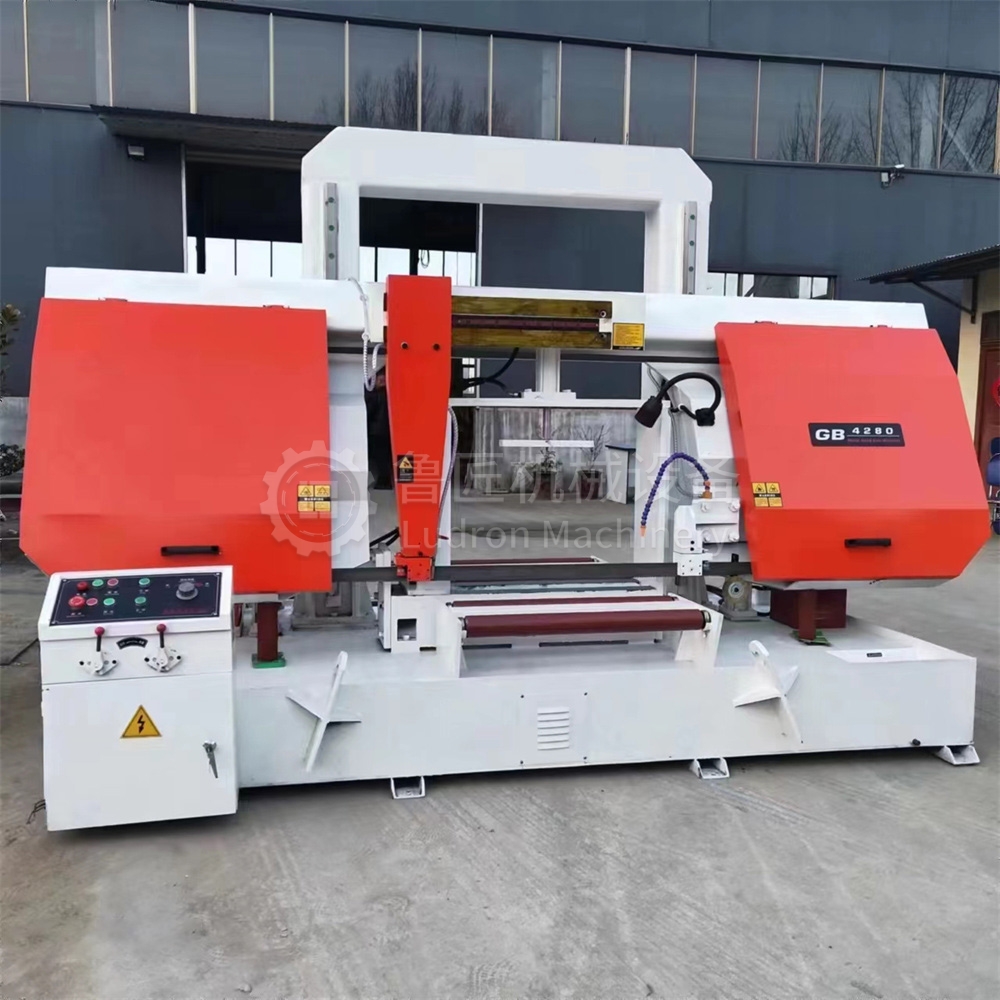 Станок ленточнопильный горизонтальный по металлу