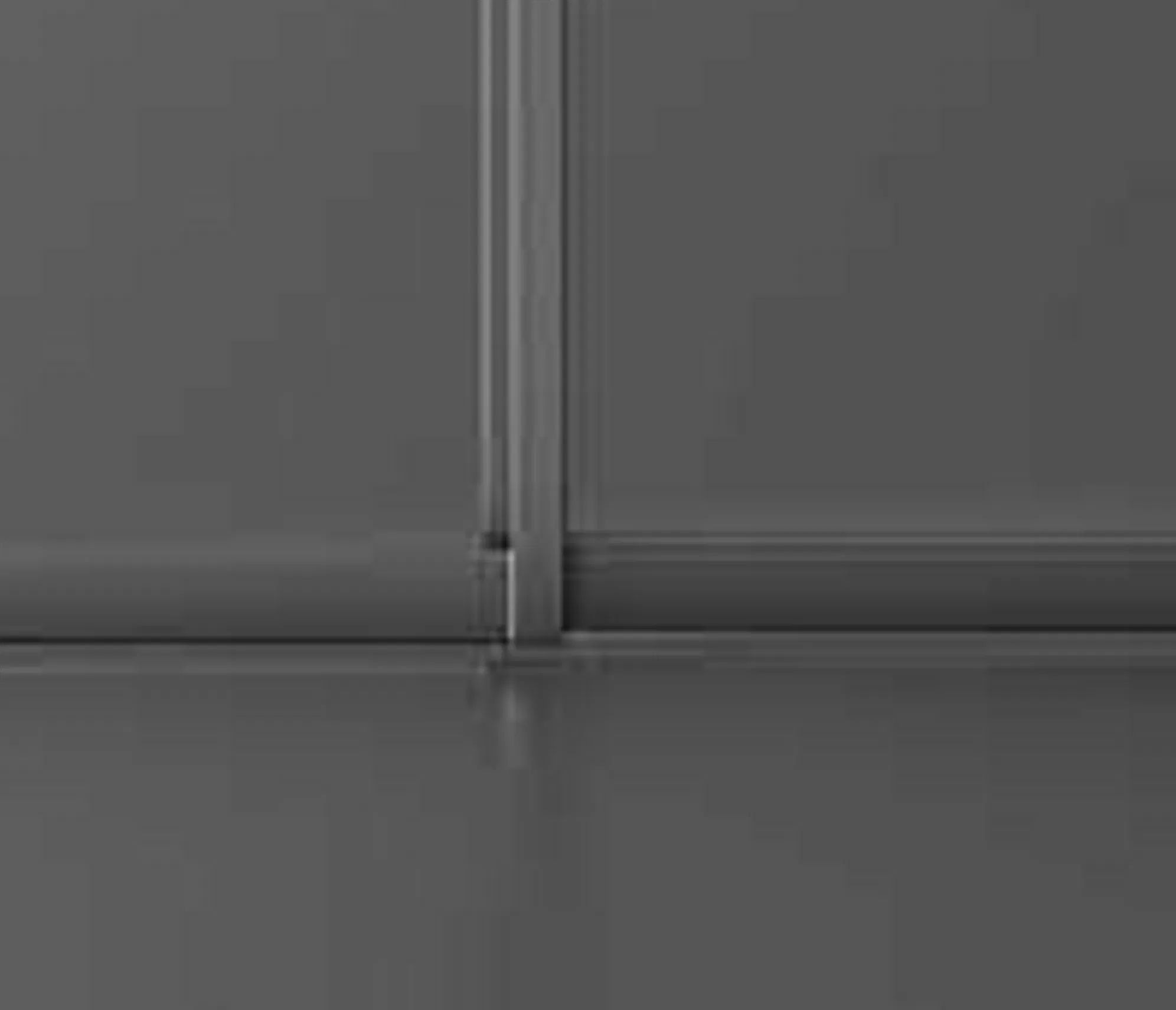 High-Quality Shower Faucet and Stylish Glass Panel Combo