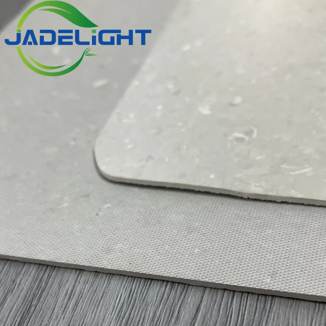 Chemical-Resistant Anti-Static Waterproof Homogeneous PVC Vinyl Flooring for Shopping Mall