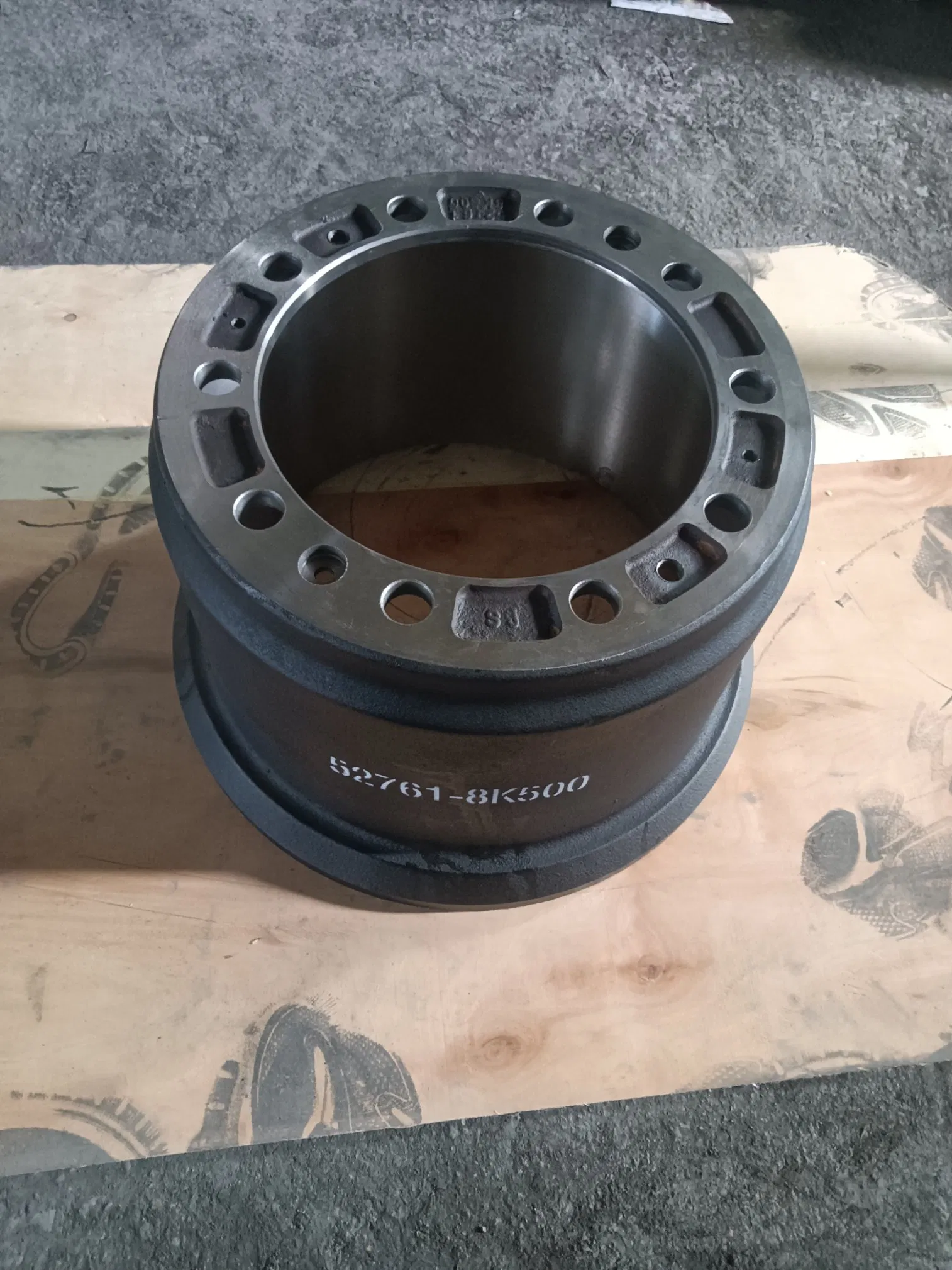 Тормозной барабан для грузовиков и автобусов Hyundai, OEM 51761-8K500