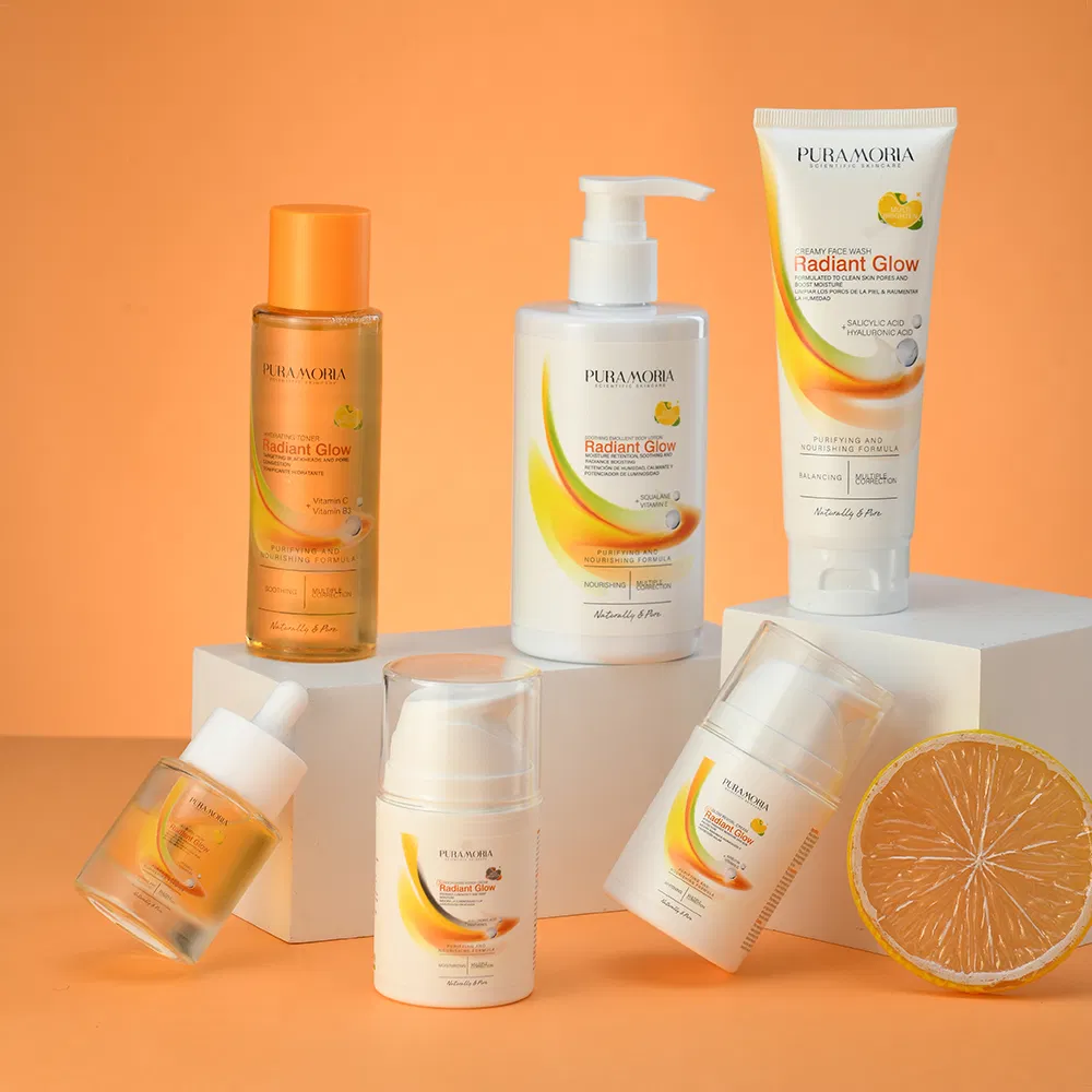 Brightening and Hydrating Face Cream with Hyaluronic Acid and Panthenol