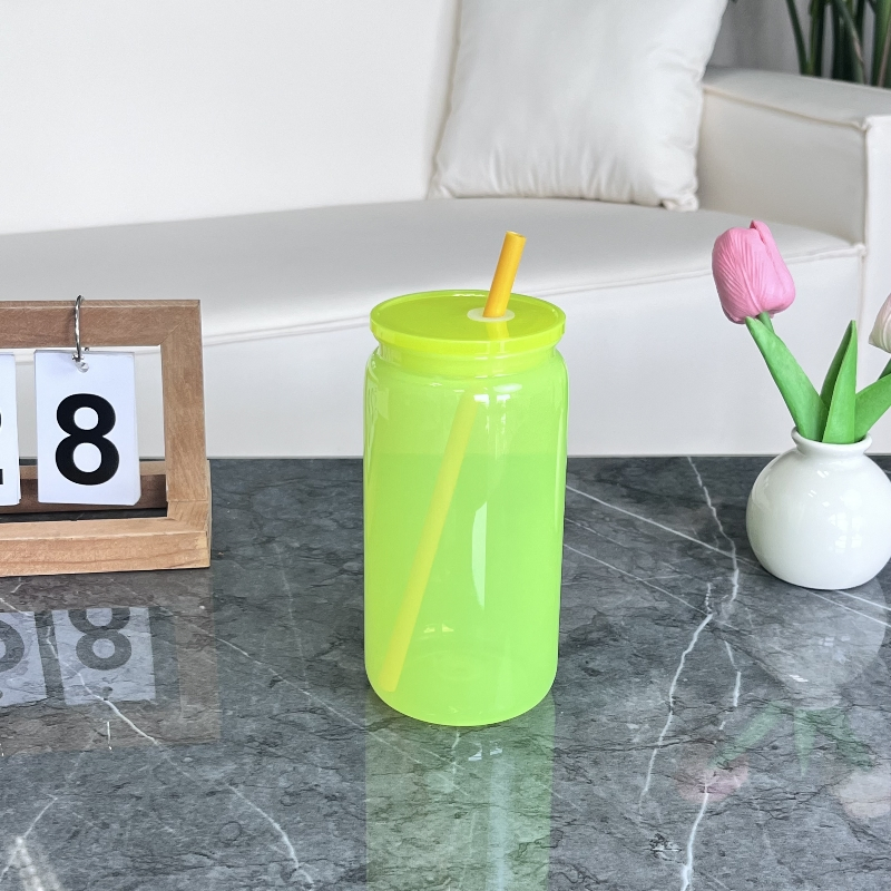Детский пластиковый стакан с крышкой и трубочкой 16oz