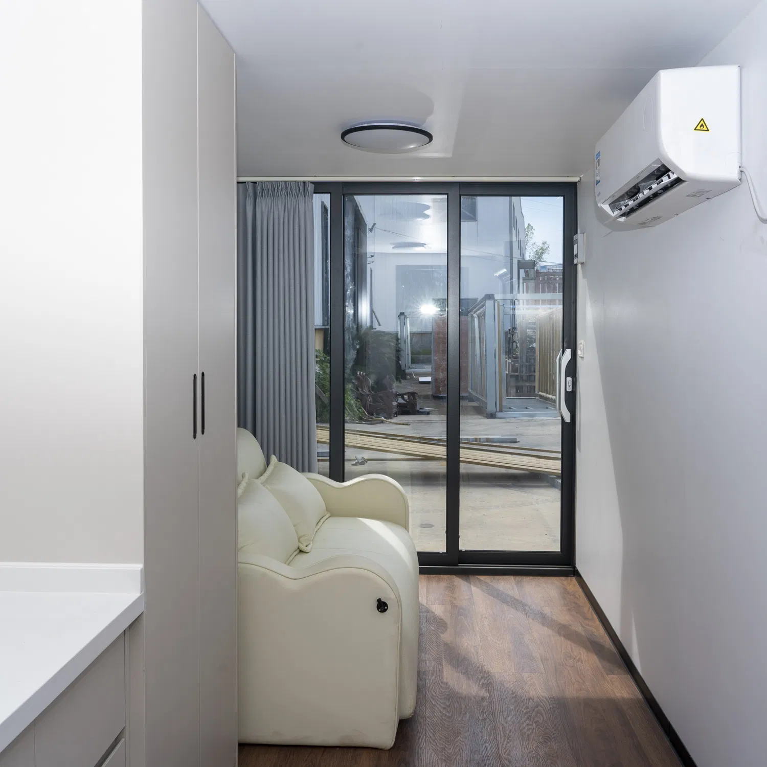 Cheap Prefabricated Mobile Modular Portable Prefab Modern Capsule Luxury Prefab Modified Shipping Prefabricated Tiny Container House Homes