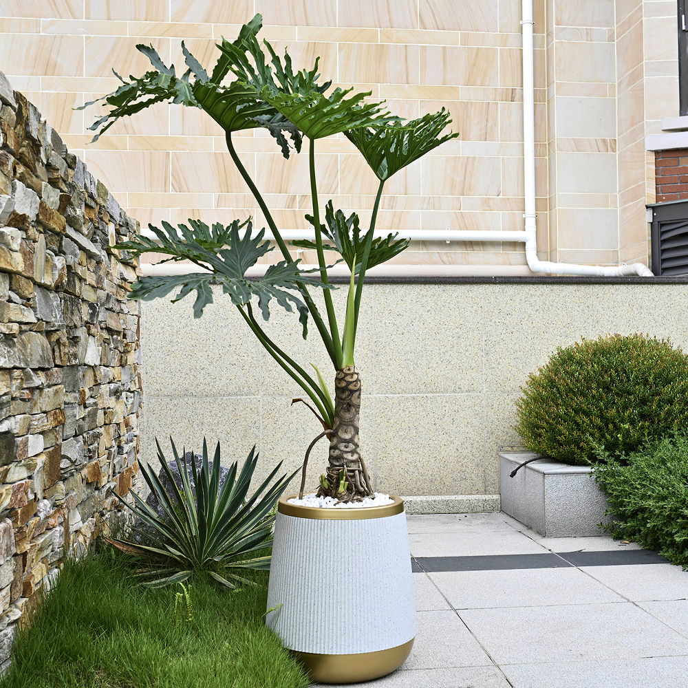 Горшки цветочные пластиковые белые для сада дома