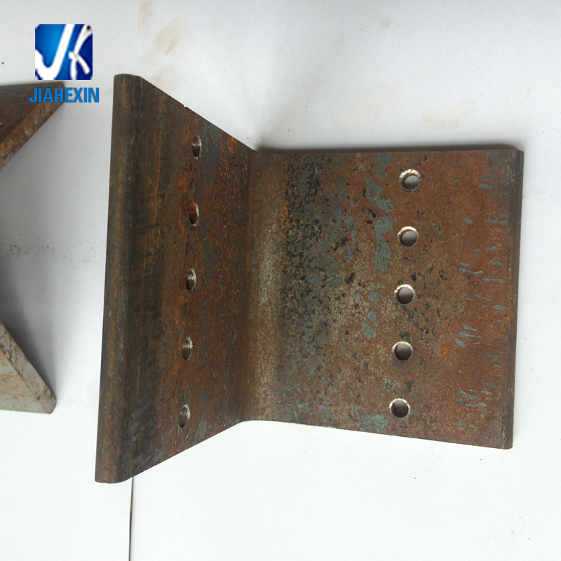 Galvanized Fabricated Steel Angle Bracket with Drill Holes