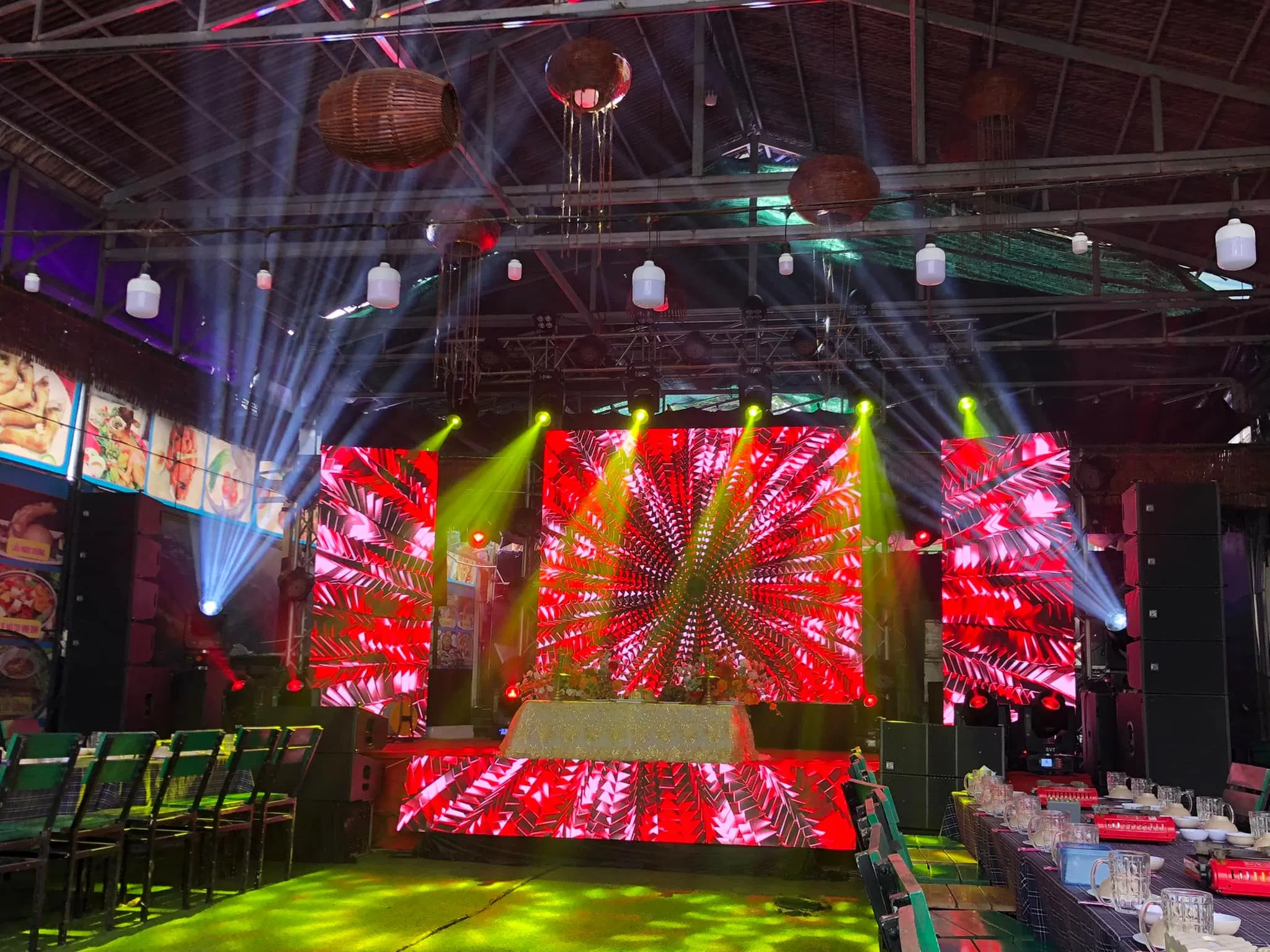 Indoor Big LED Stage Video Wall LED Advertising Screen LED Pantalla