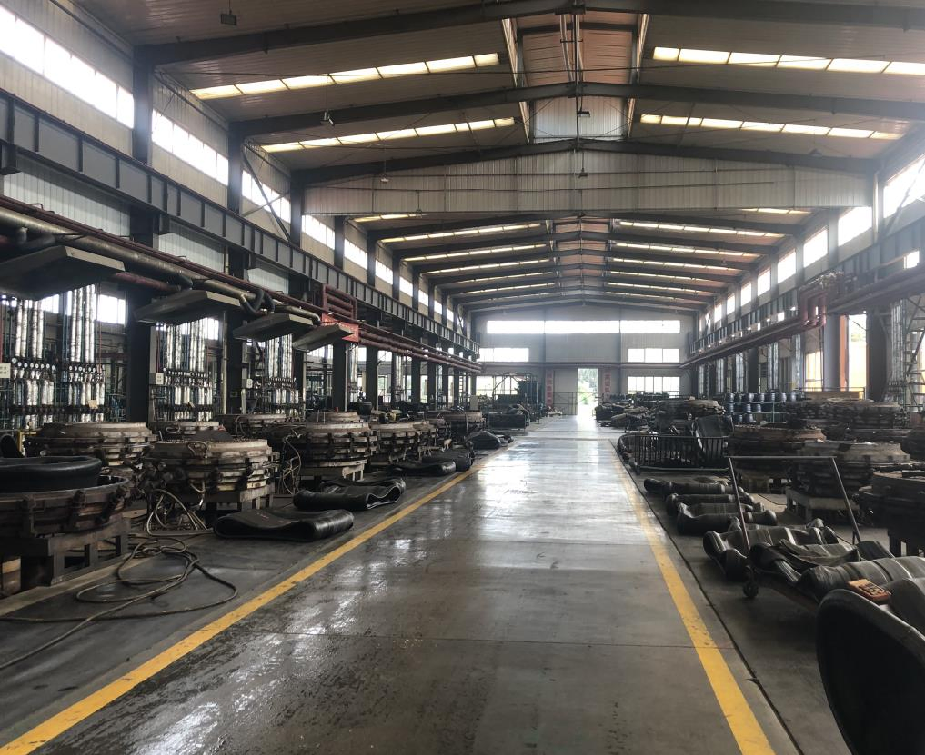 Desert Sand Tyre 16PR with Long Life