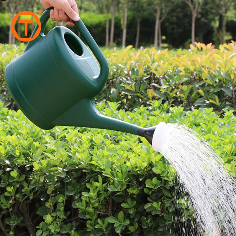 5L 8L Custom Water Plant Pot Large Capacity Long Spout Cute Flower Plastic Garden Watering Can for Outdoor Plants