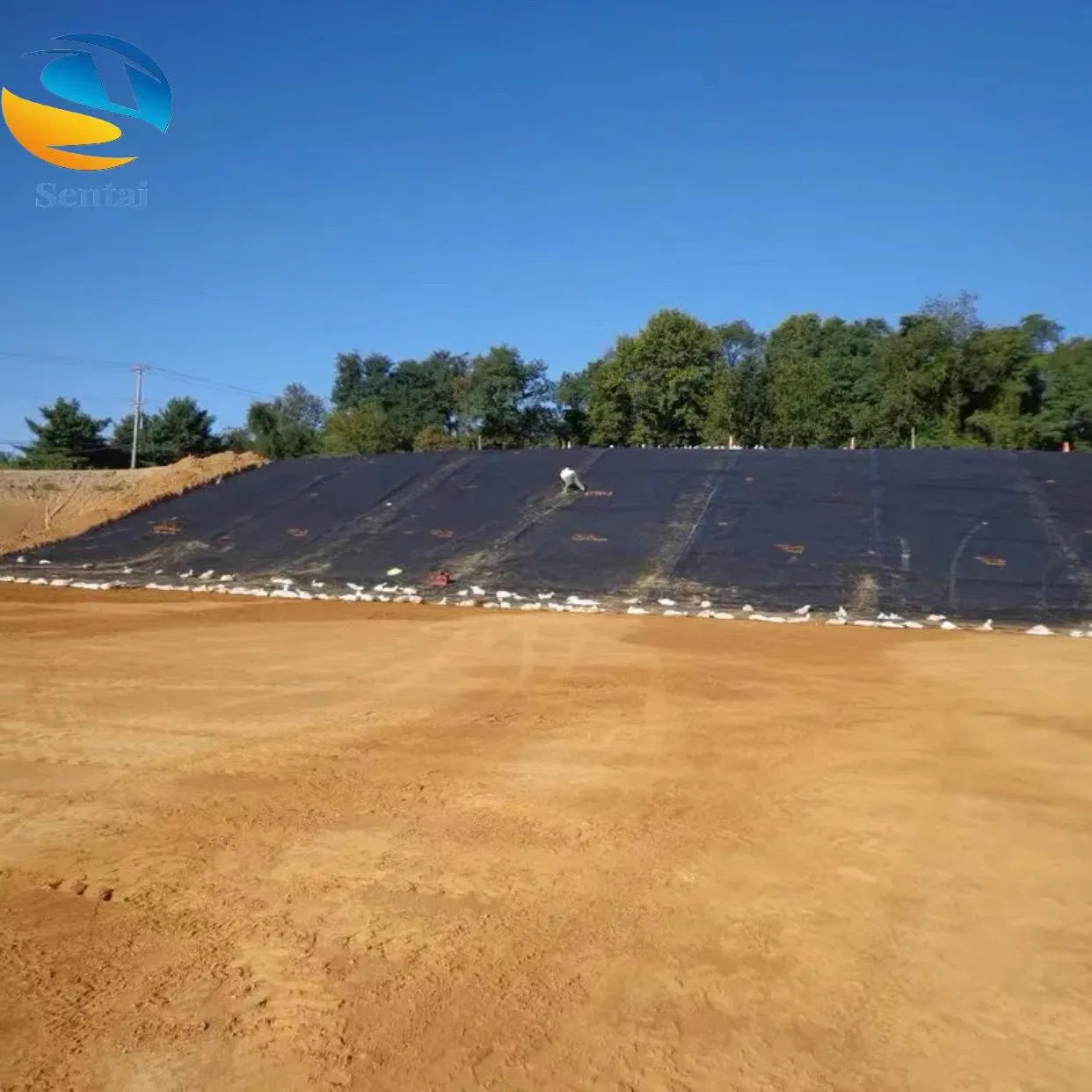 1.5mm 2mm 3mm Black HDPE Geomembrane Hazardous Waste Landfill Heap Leaching Pool Tailings Dam Regulating Pool Anti-Seepage Geomembrane