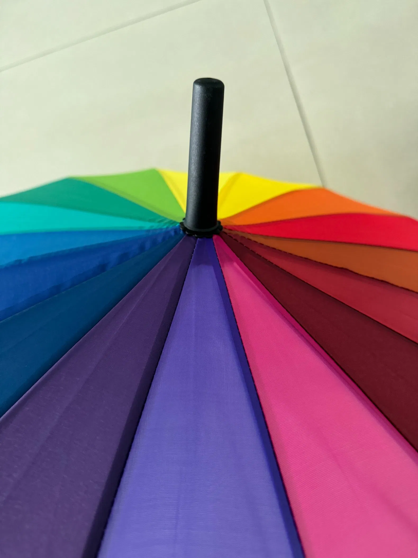 Зонт гольф 29 дюймов, 16 цветов радуги