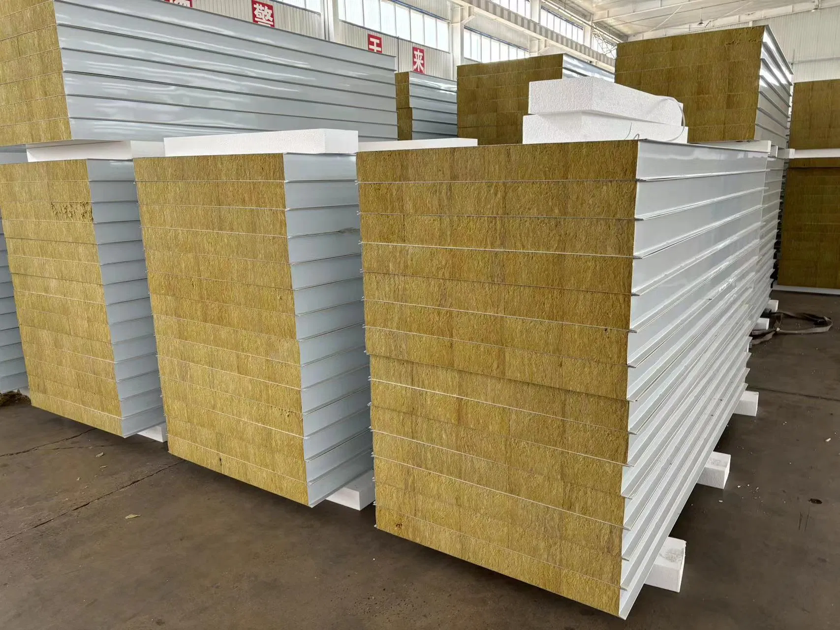 Medical Food Workshop Mechanism Rock Wool Purification Board Color Steel Sandwich Panel