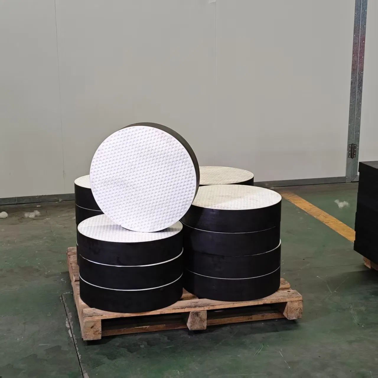 Seismic Isolation Elastomeric Bearing Rubber Blocks Nature Rubber Laminated Bridge Bearing Pad