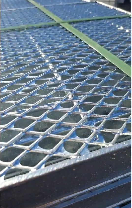 Outdoor Drain Strainers Galvanized Steel Grating