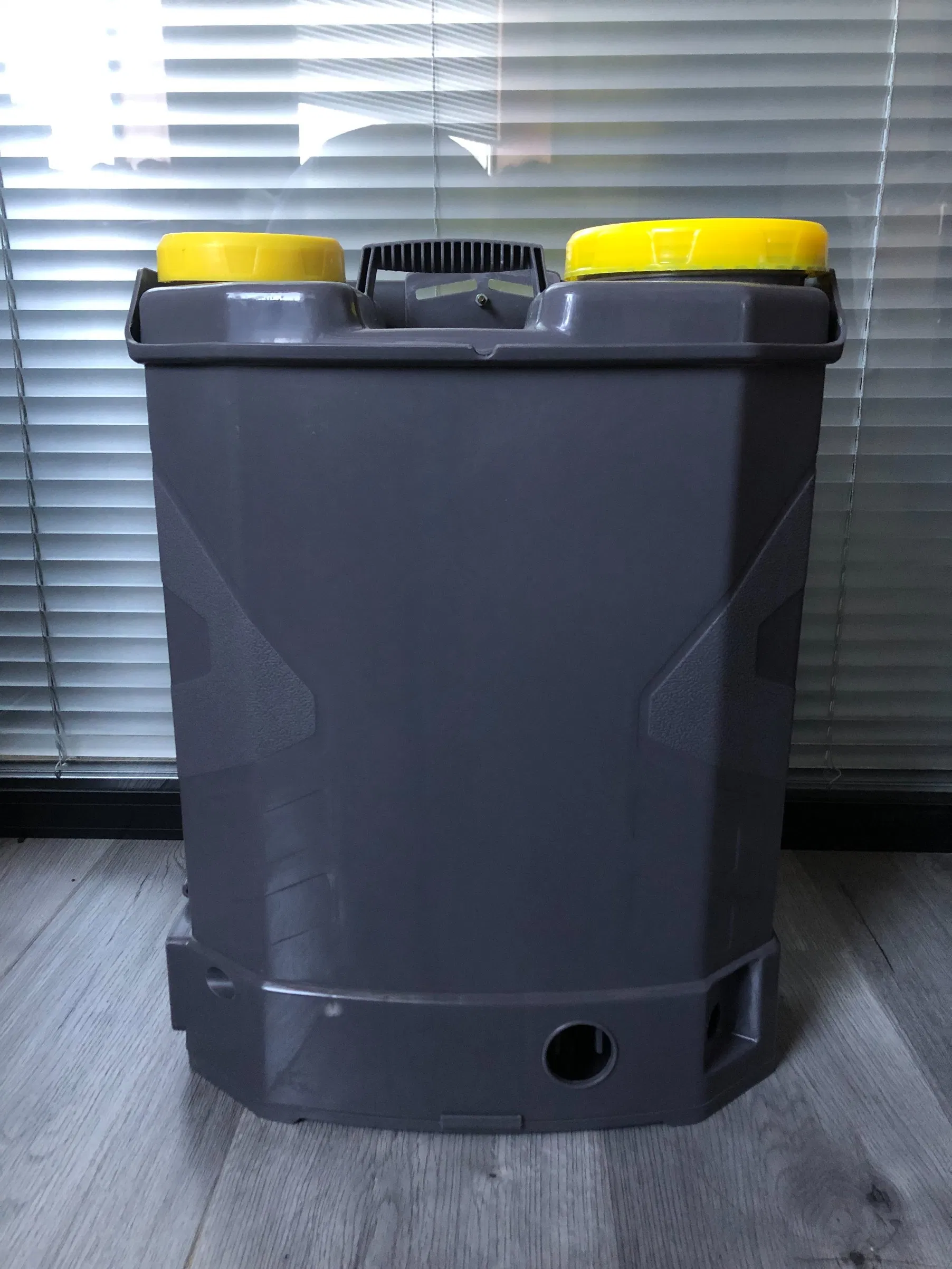 Kobold AG-16e Rechargeable Agricultural Sprayer for Efficient Farming