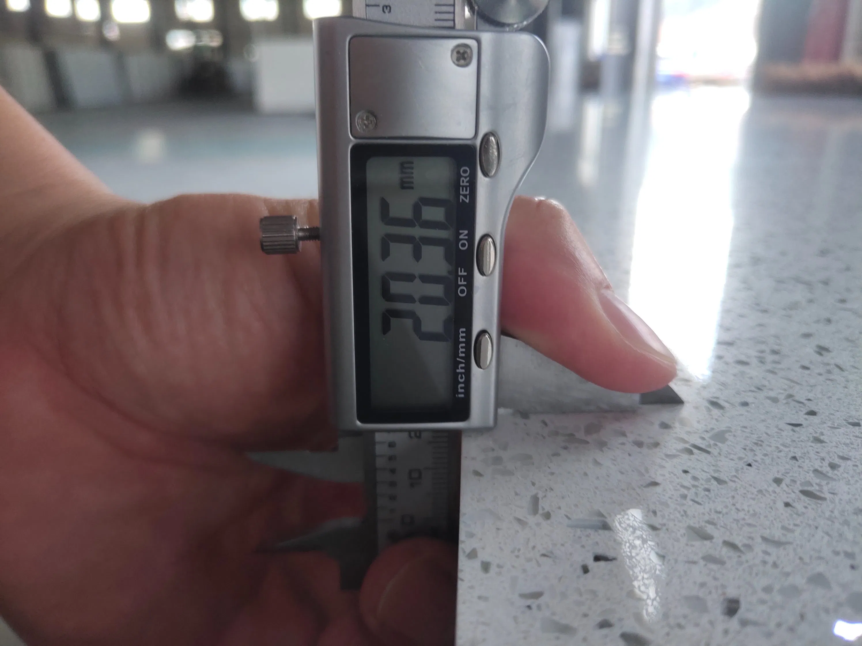 Modern Design Quartz Stone Countertop Slab Green Quartz Stone Blue Slab Tostone Perl White Grante Engineered Stone Concrete Look Table Top Quartz Stone Buyers