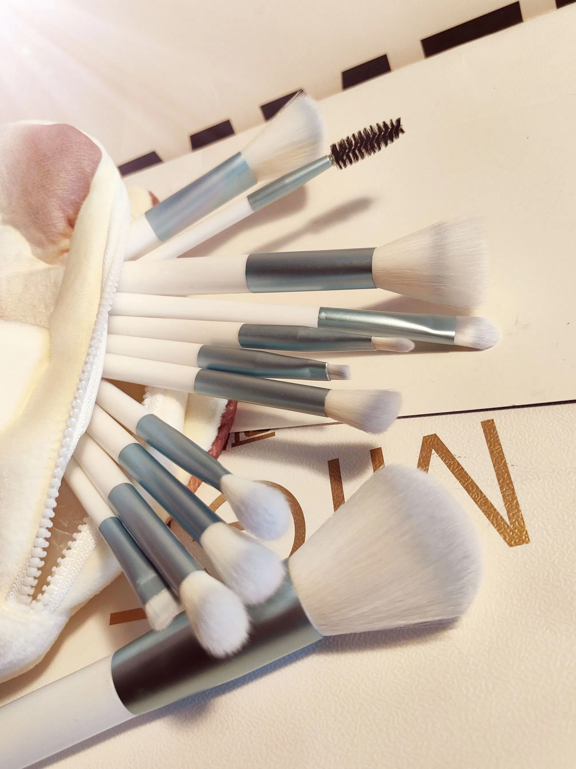 2025 Luxury Makeup Brush Blusher Brush Eco-Friendly Makeup Brush