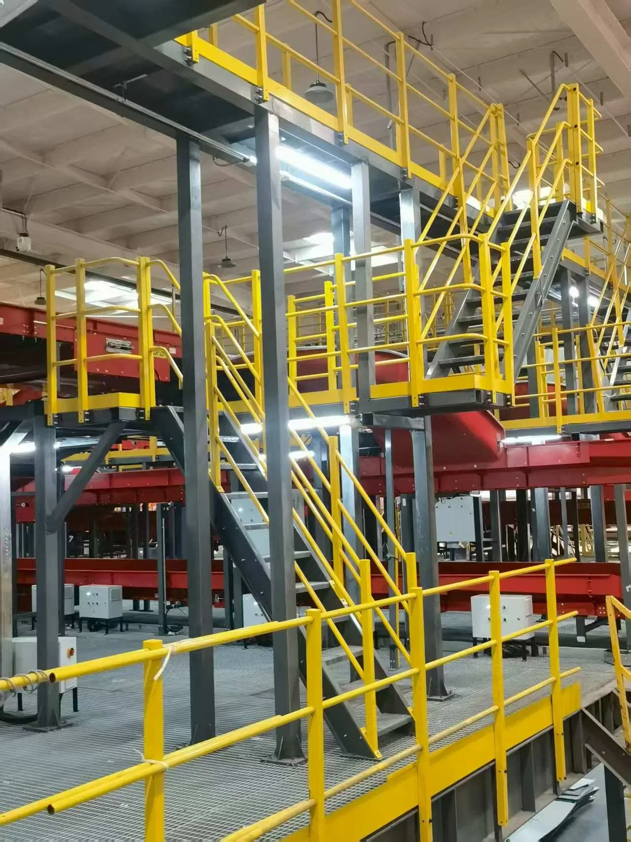 New Design Easy to Maintain Commercial Steel Staircases for Factory Workshop