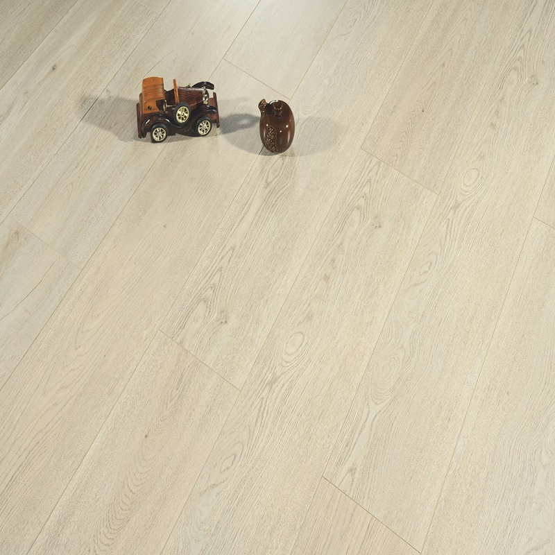 Factory Direct Supply Hot-Selling Smooth Indoor Engineered Wood Flooring
