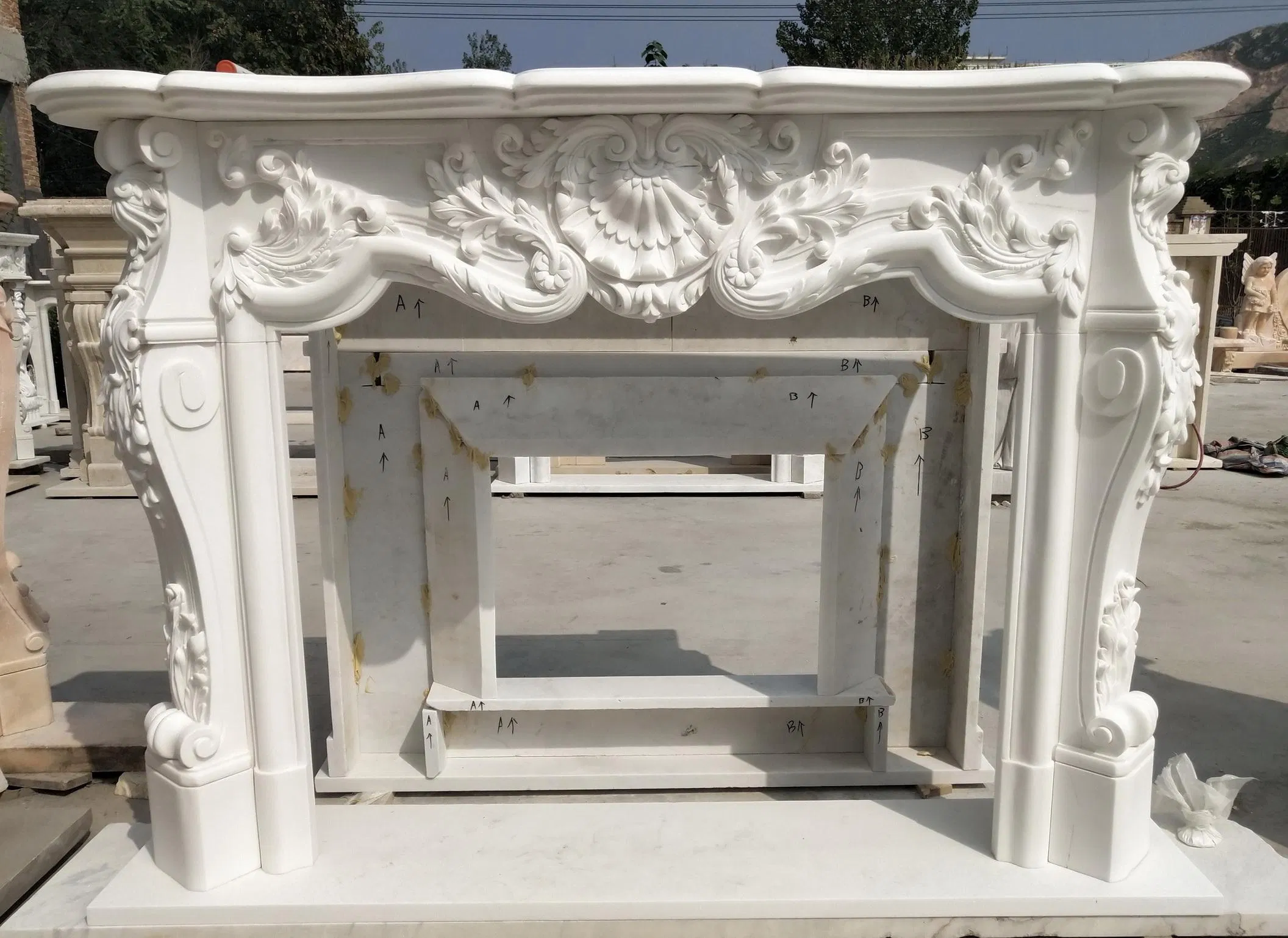 Geart Qauality Hand Carved Green Color Classic Design Natural Marble Fireplace