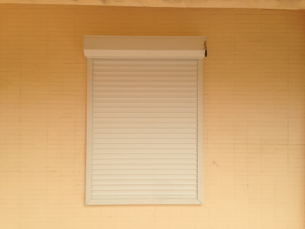 Brown Rolling up Type Manual/Electric Operation Aluminum Roller Shutter Window