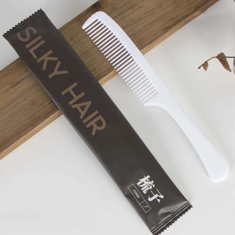 Best Grade Unisex Hotel Supplies Set with Toothpaste/Toothbrush/Razor/Comb/Care Kit/Shower Cap in Brown Package for Male/Female in Guesthouses/Accommodation