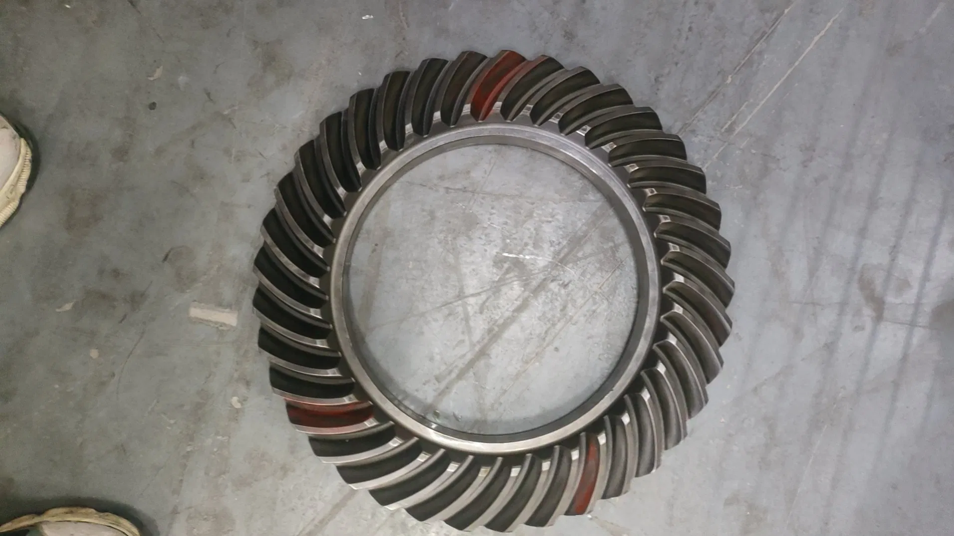 Коронное колесо заднего моста Bevel Gear для Sinotruck HOWO T5G T7H