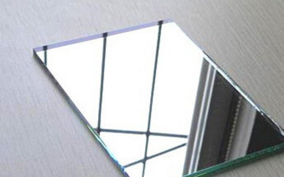 2mm 3mm 4mm 6mm 8mm 10mm Silver/Aluminum/Glass/Tempered/Toughened Mirror Used for Automobies/Buildings/Bathrooms/Decoration, and Can Be Polished/Beveled Price