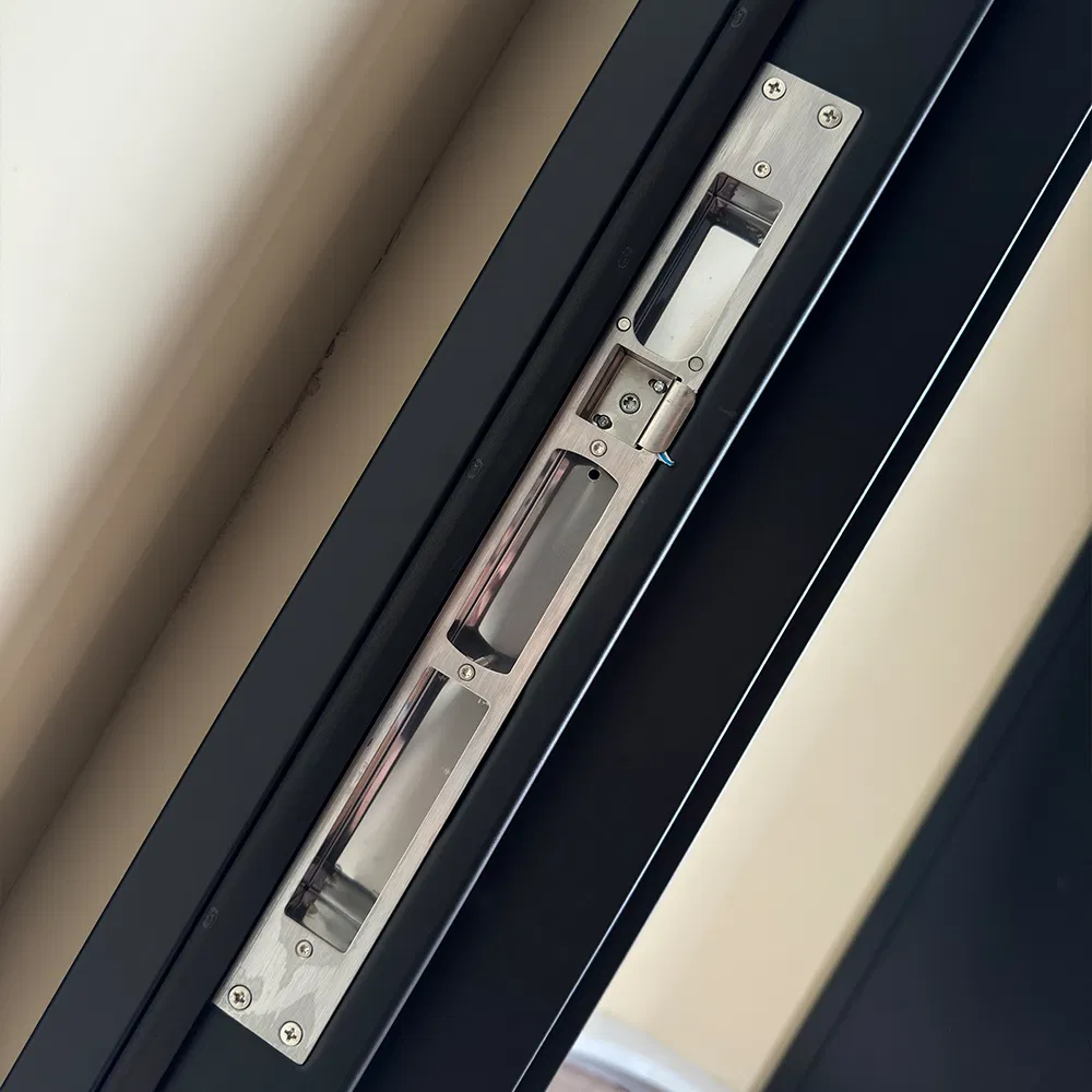 Стальная входная дверь 100 мм, современная, с высокой защитой