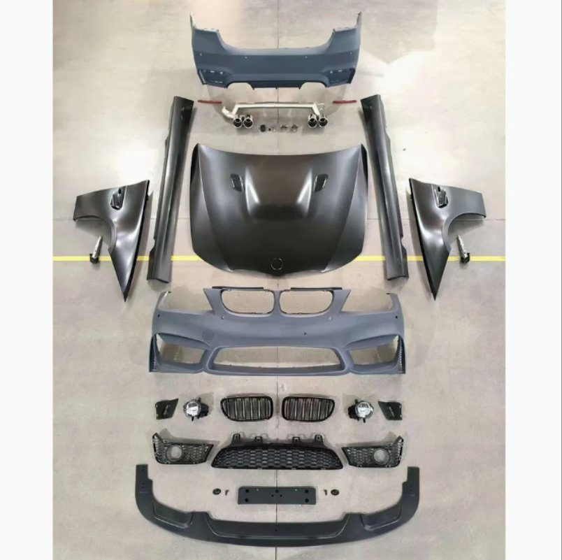 Комплект обвеса M4/M3 для BMW 3 серии (E90, E46, E92)