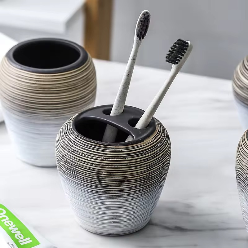 Modernist Sanitary Ware Delicacy Ceramic Bath Accessories Elegant Luxury 4PCS Bathroom Set