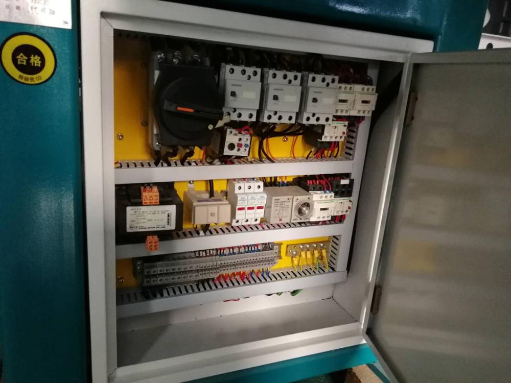 Станок ленточнопильный горизонтальный по дереву