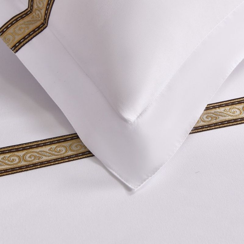 120g Encrypted Webbing Comforter Quilt Duvet Cover Skin-Friendly Bed Linen Customized Hotel Sanded Four-Piece Bedding Set with Bed Sheets Pillowcases for Hotel