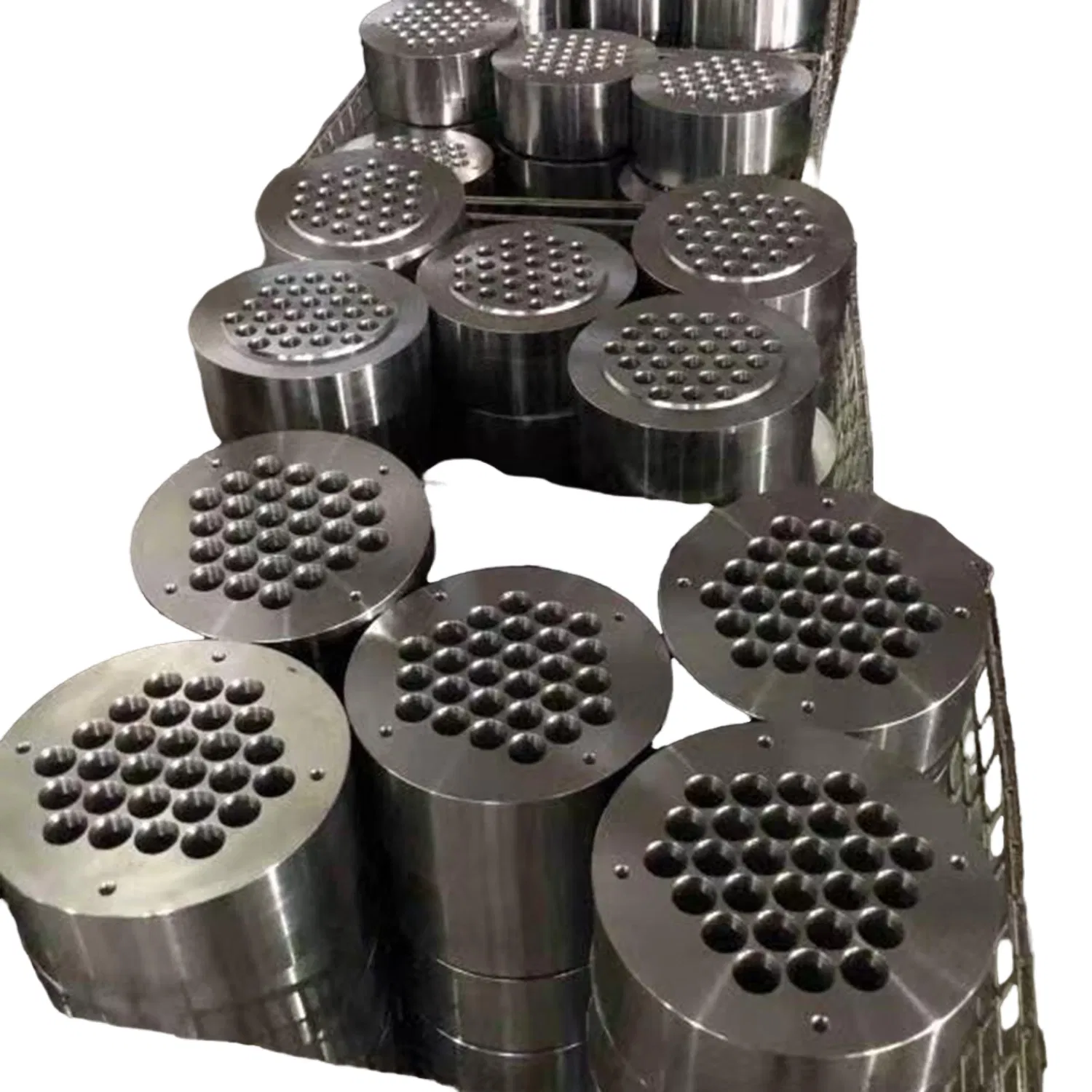 Customized Multistrand Prestressed Concrete Wire Cable Anchorage for Wind Turbines