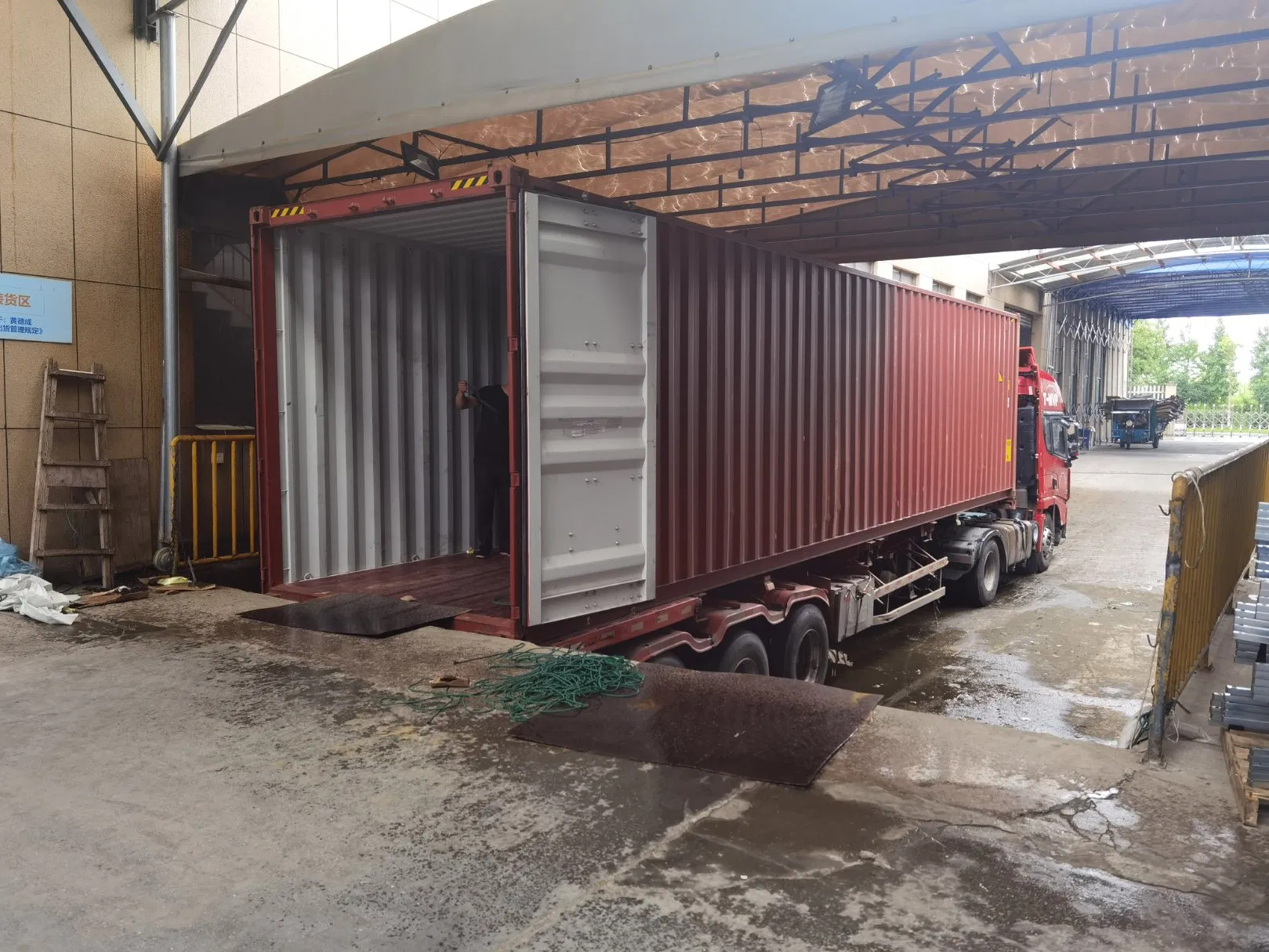 Luxurious Glass High Gloss White Rear Wall Sections Shower Cabin