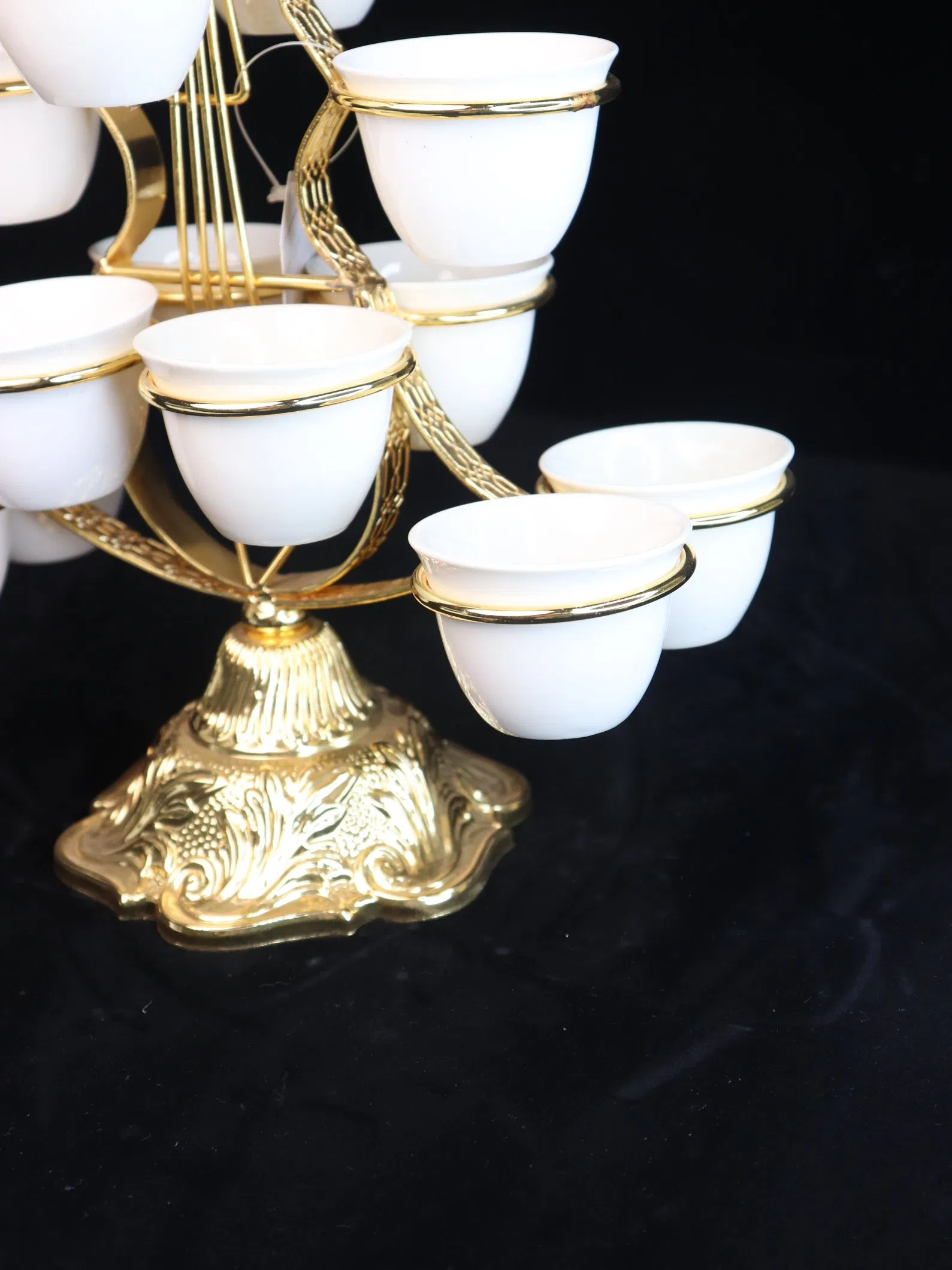 New High-End Gold-Plated Iron Strip with 12 Ceramic Cups