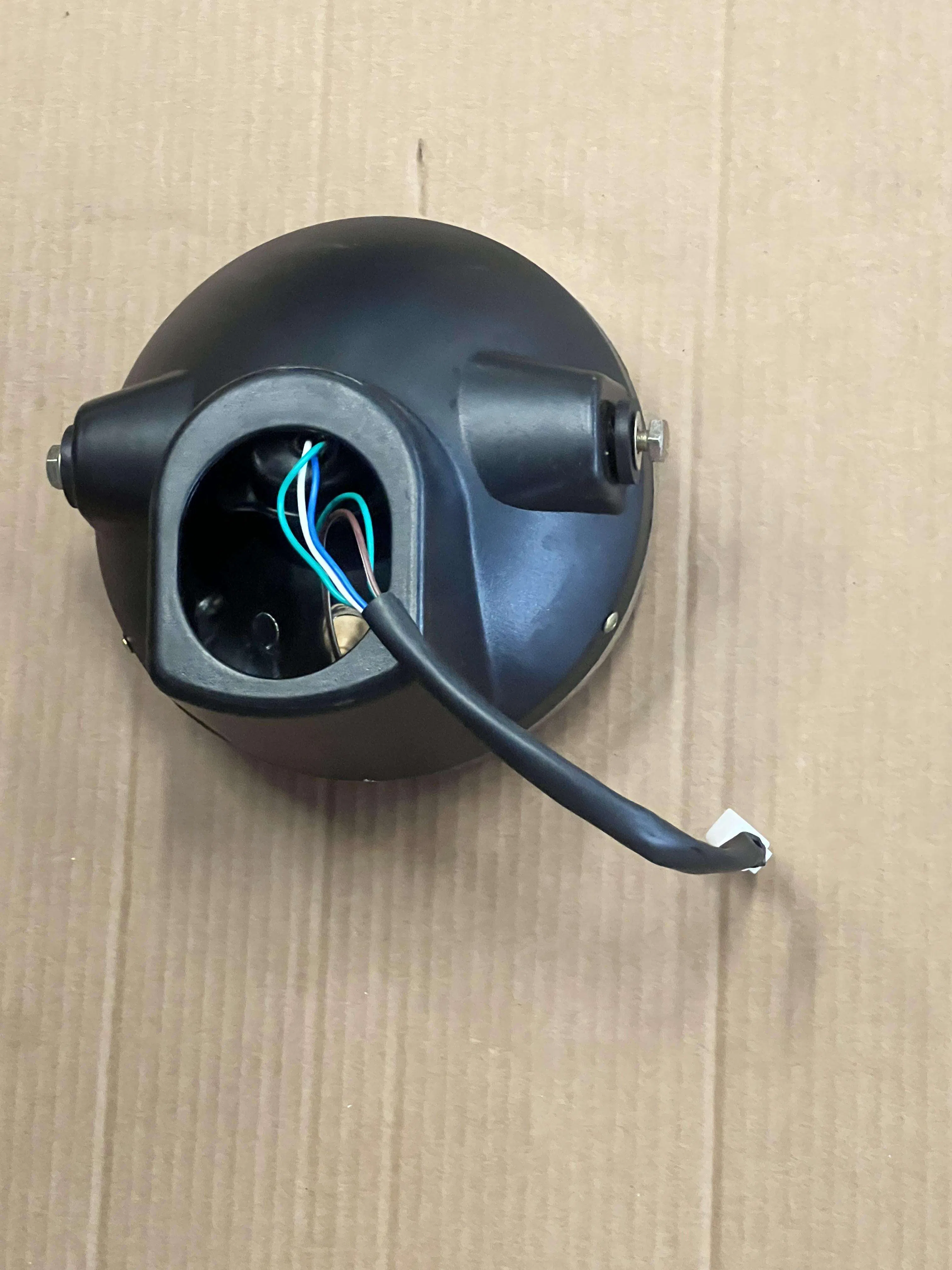 Велосипедные запчасти и аксессуары: Фара