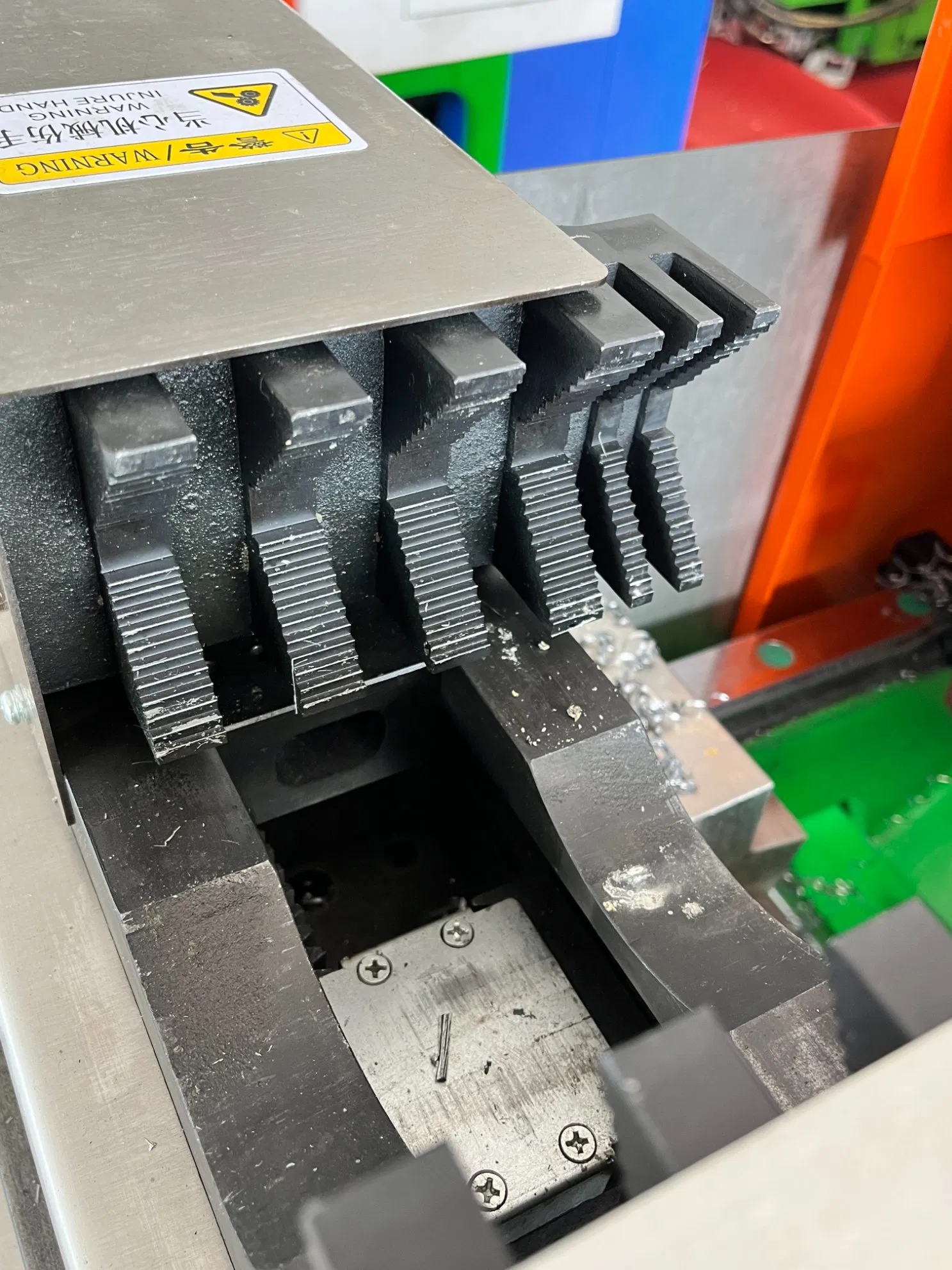 Efficient High Precision User Friendly 1 1 4 Pipe Threader for Maintenance Tasks