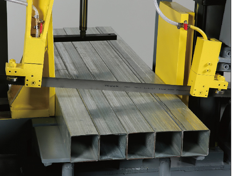 Станок ленточнопильный горизонтальный по металлу чугуну и трубам GS-55/60