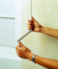 Hot Sale Kitchen Roller Shutter Window with Electric